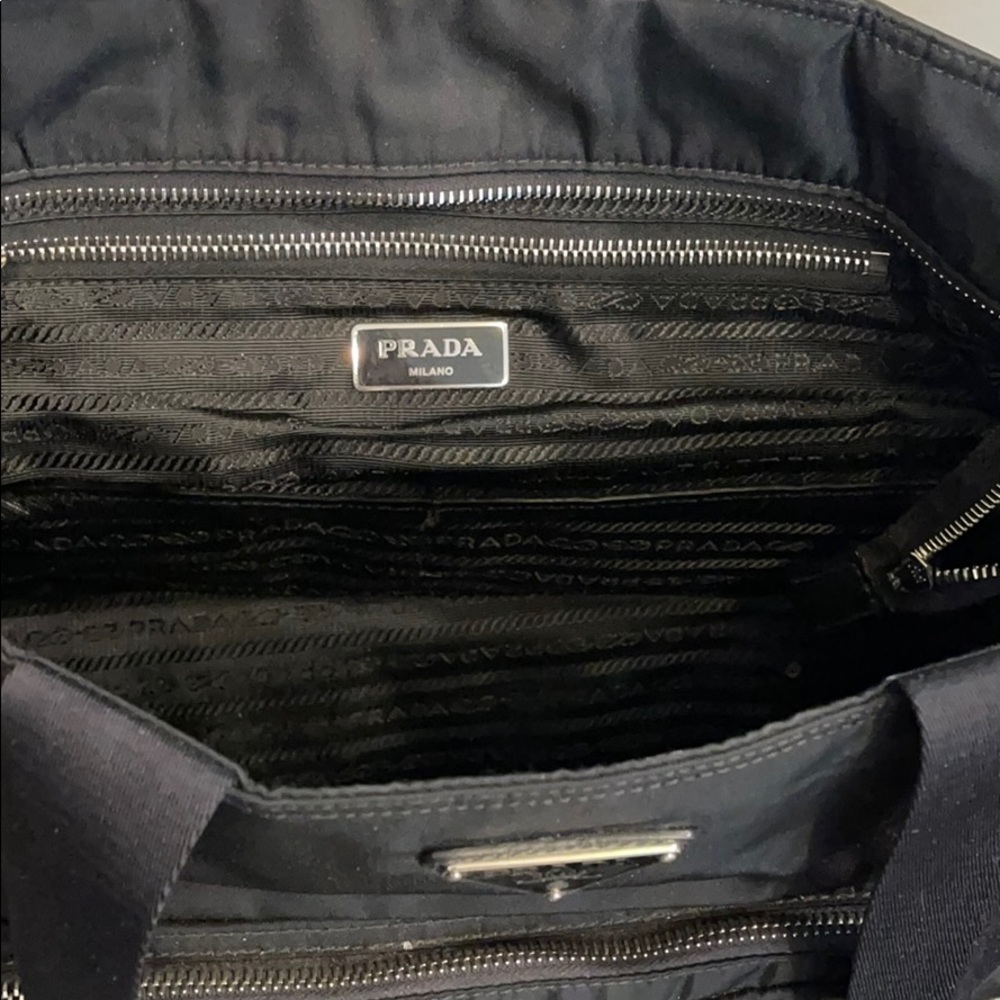 Authentic Prada black diaper bag with changing pad - Picture 3 of 4